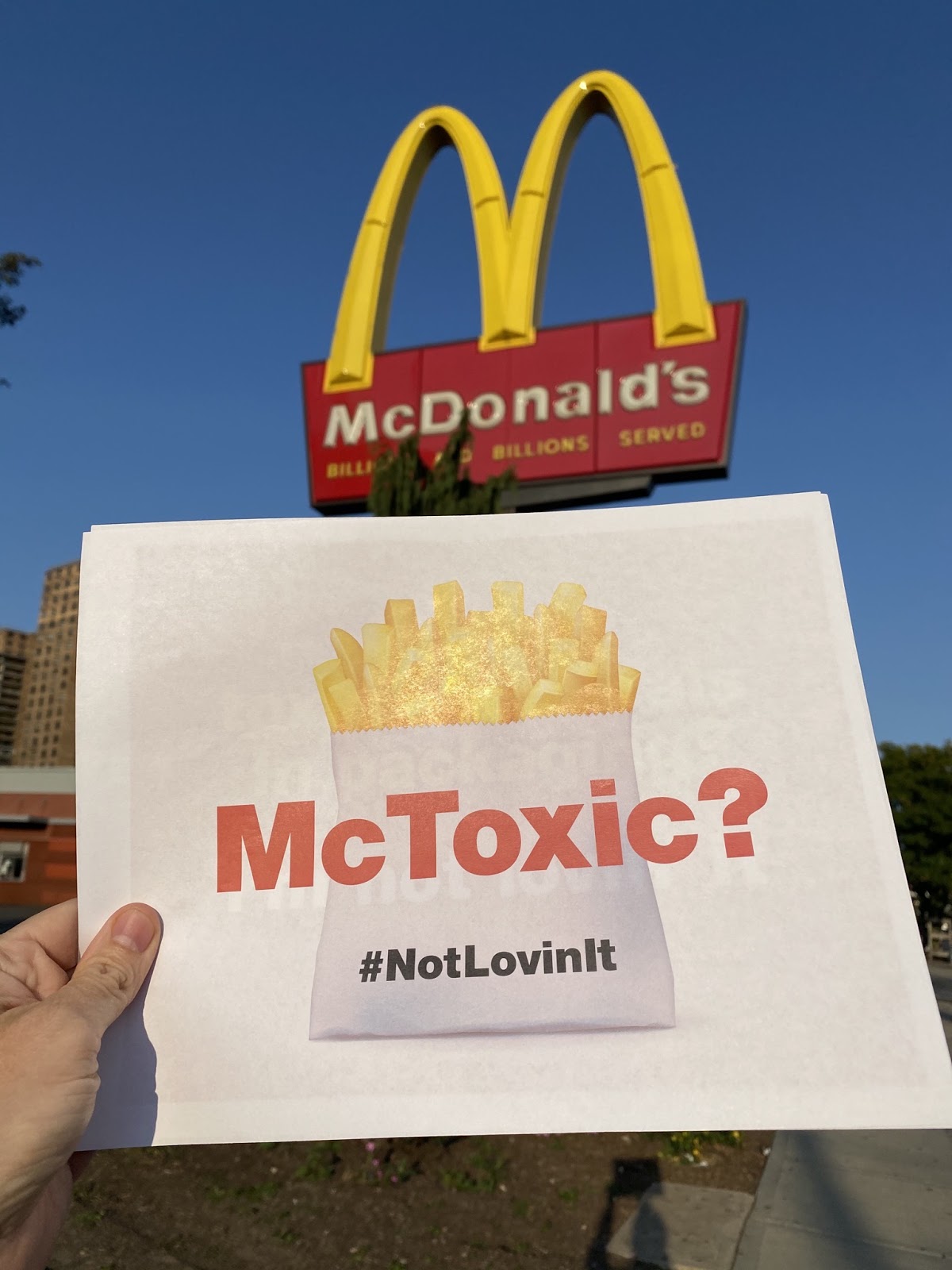 Tell McDonald’s: Stop Packaging Your Food in Toxic Pollution!